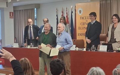 SEBASTIÁN REYNA HA SIDO GALARDONADO CON UN PREMIO A LA MEJOR INVESTIGACIÓN EN EL ÁREA ECONÓMICA